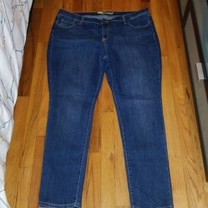 Old Navy blue skinny jeans size 18R